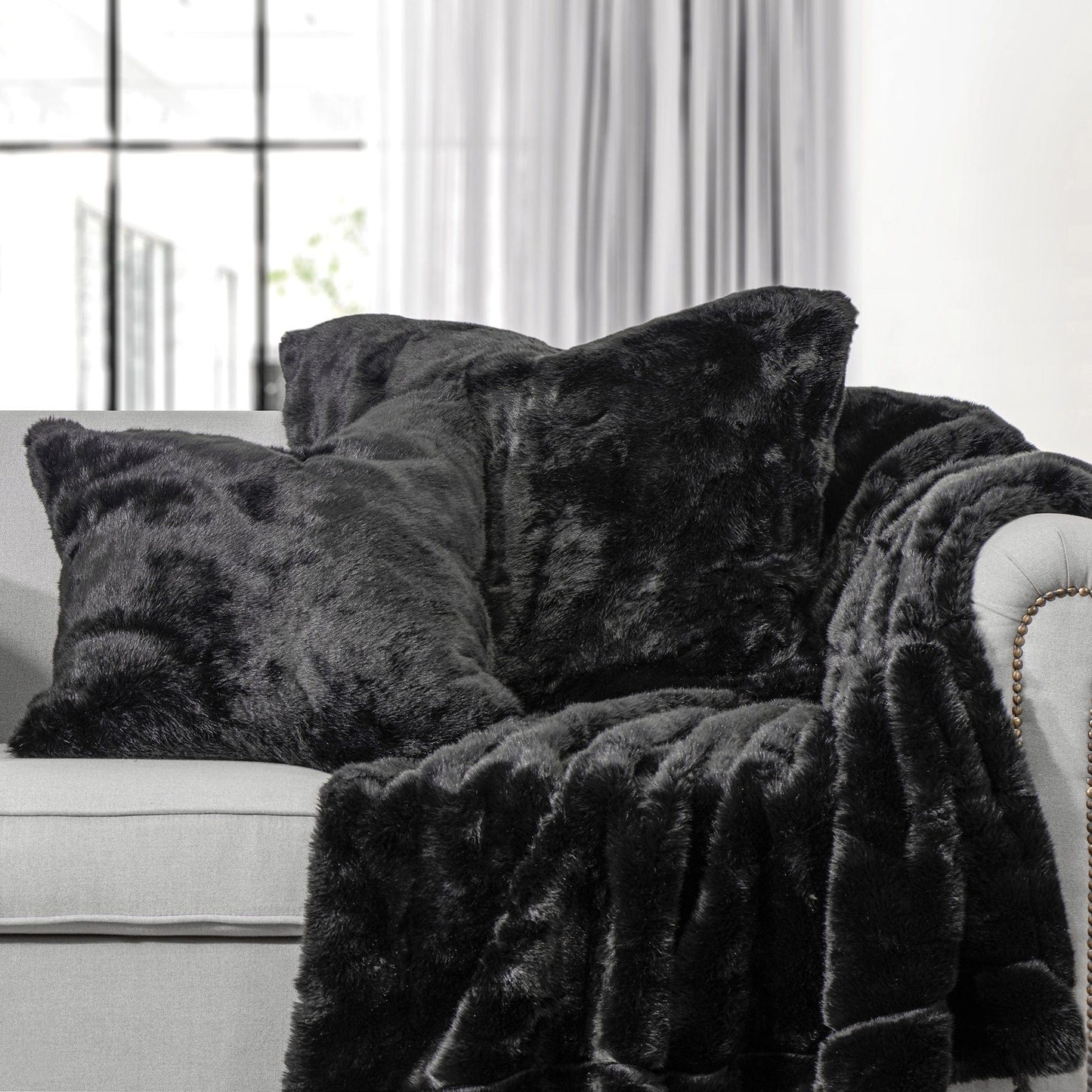Arctic Bear - Oversized Throw Blanket - Black