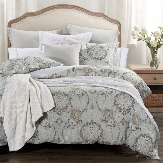 Dalia - King Comforter Set (Set of 3) - Light Blue