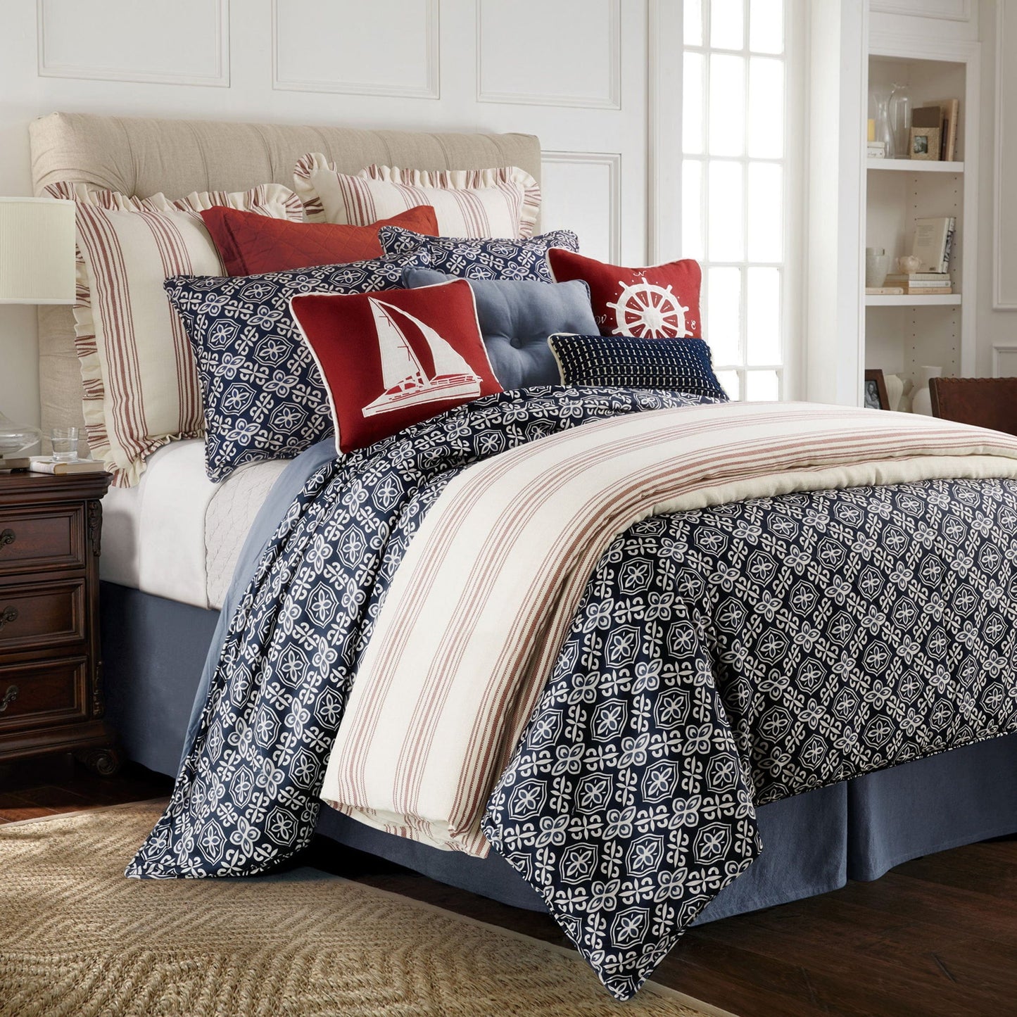 Monterrey - Queen Duvet Cover Set (Set of 4) - Blue / White