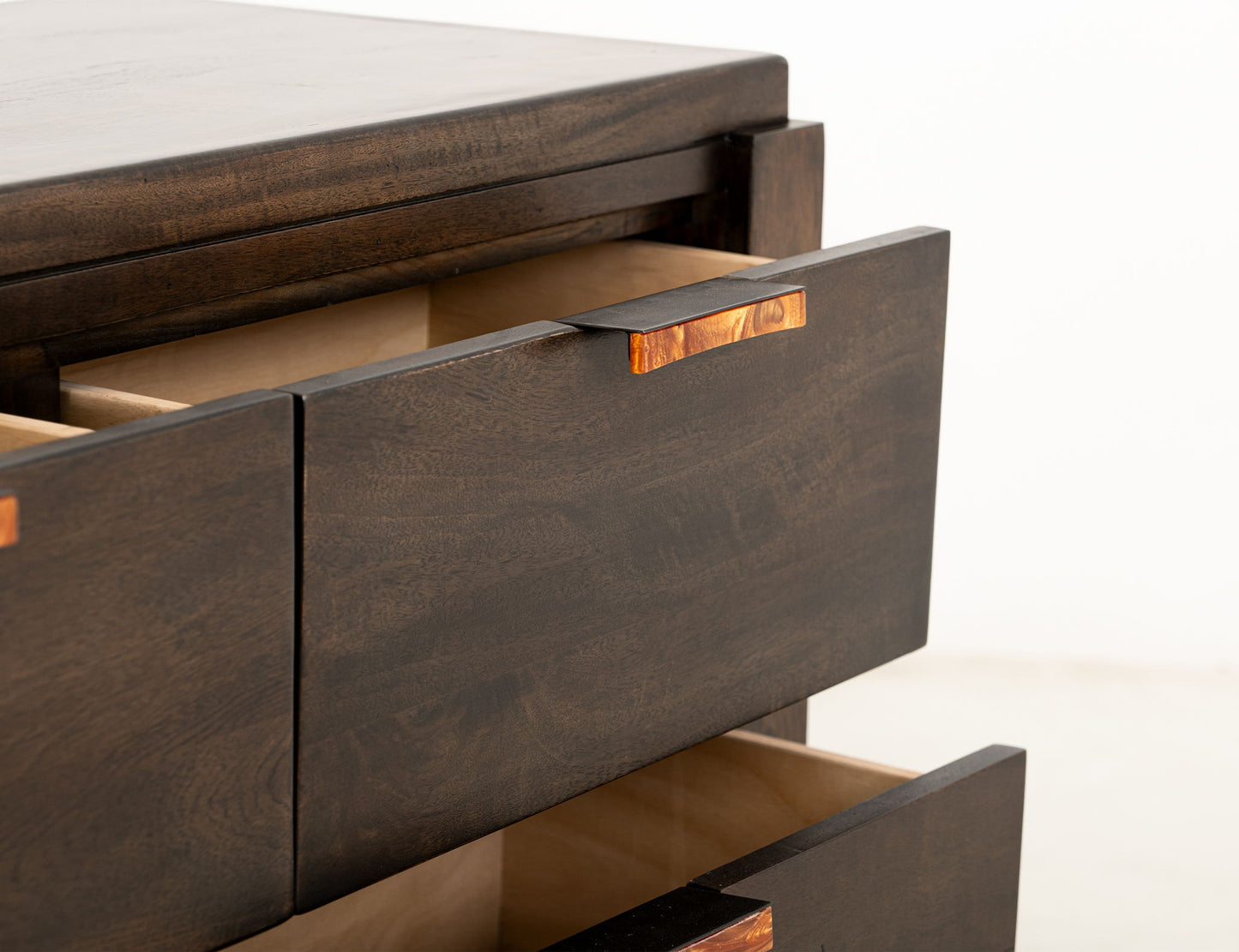 Raramuri - 7 Drawer Dresser - Dark Brown