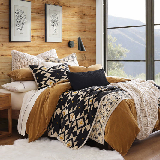 High Desert - Twin Reversible Quilt Set (Set of 2) - Black