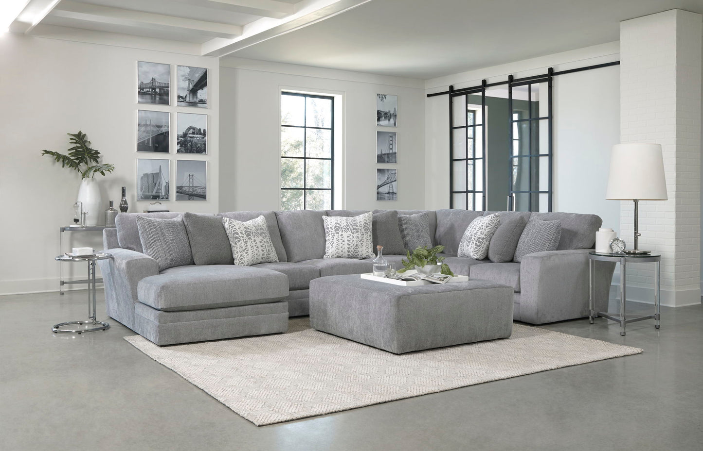 Glacier - Sectional With Cocktail Ottoman