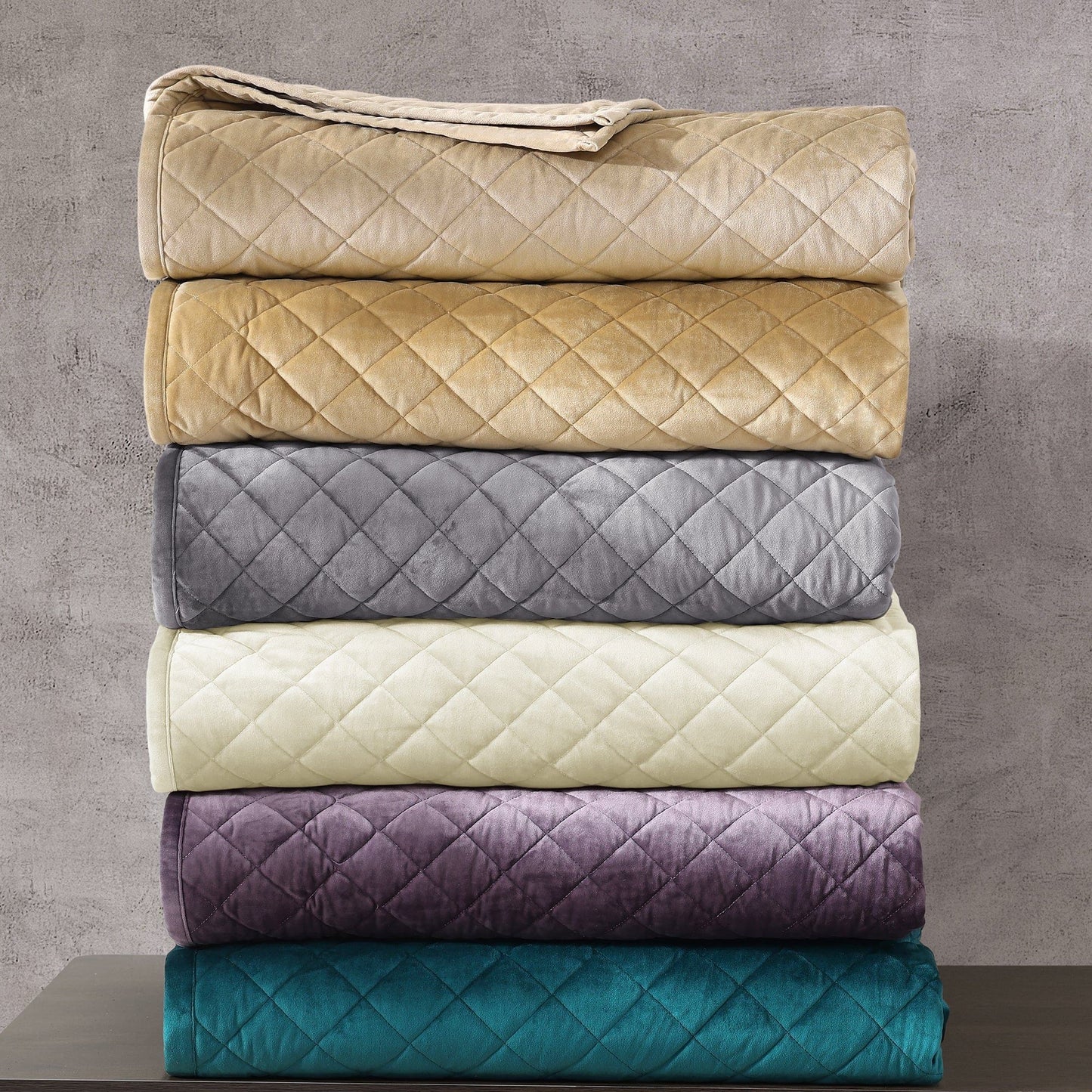 Velvet Diamond - King Quilt Set (Set of 3) - Oatmeal