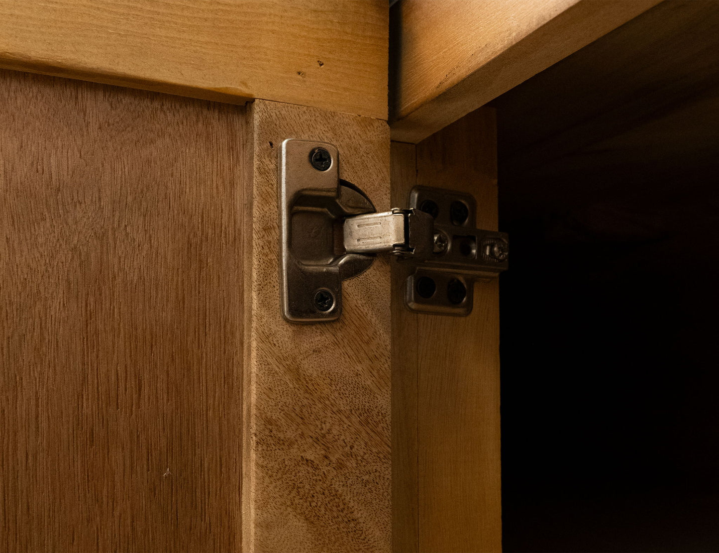 Balam - 4 Doors Console
