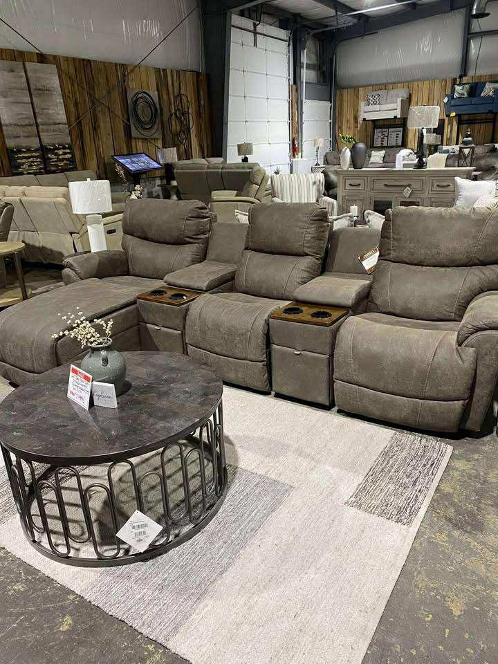 FLOOR MODEL LA-Z-BOY Sectional!