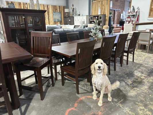 Napa Ext Table w/Leaf Floor Model Sale!