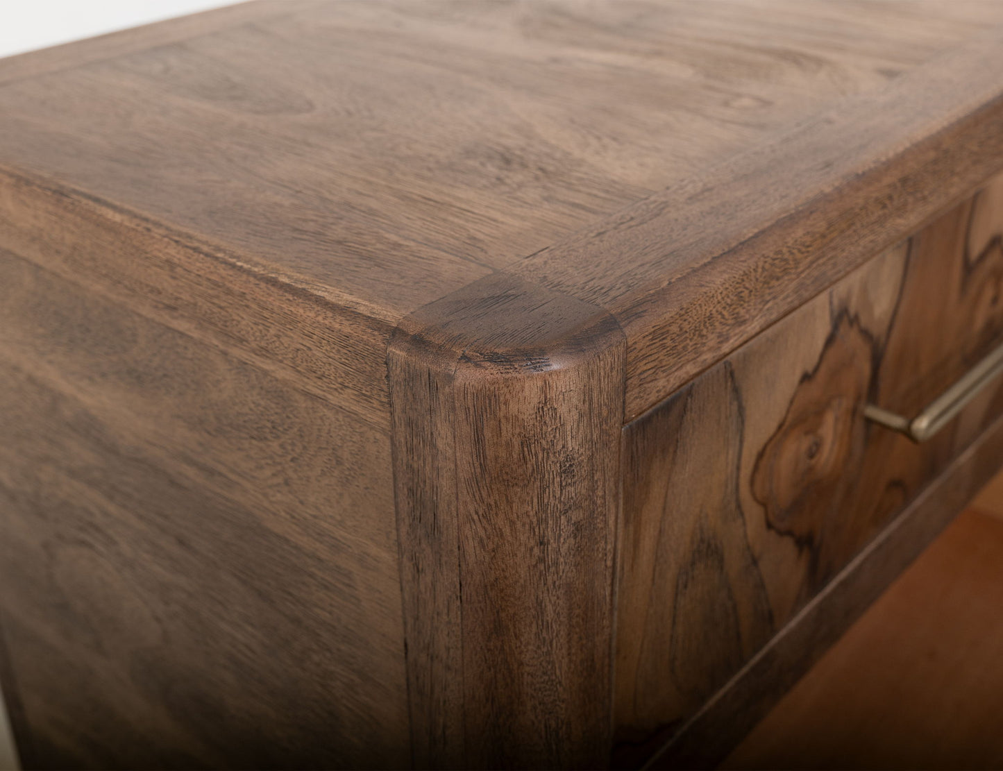Praga - 6-Drawer Dresser - Almond / Barrel Brown