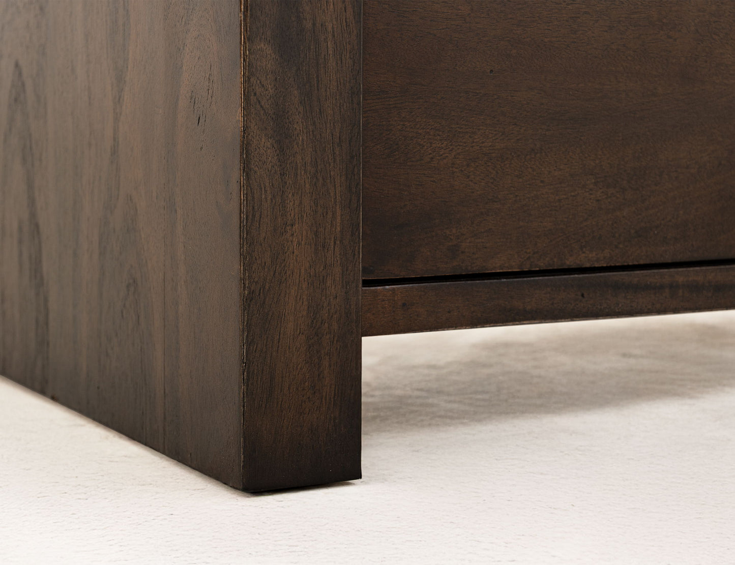 Raramuri - 7 Drawer Dresser - Dark Brown