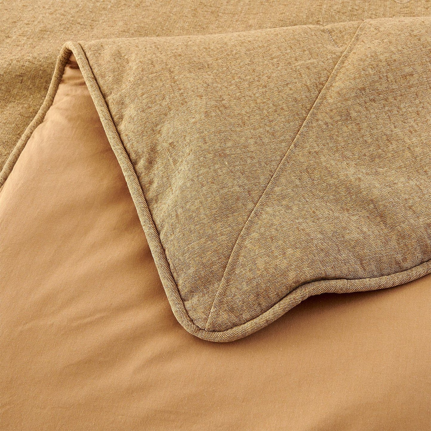 Ashbury - Twin Comforter Set (Set of 4) - Tan / Black