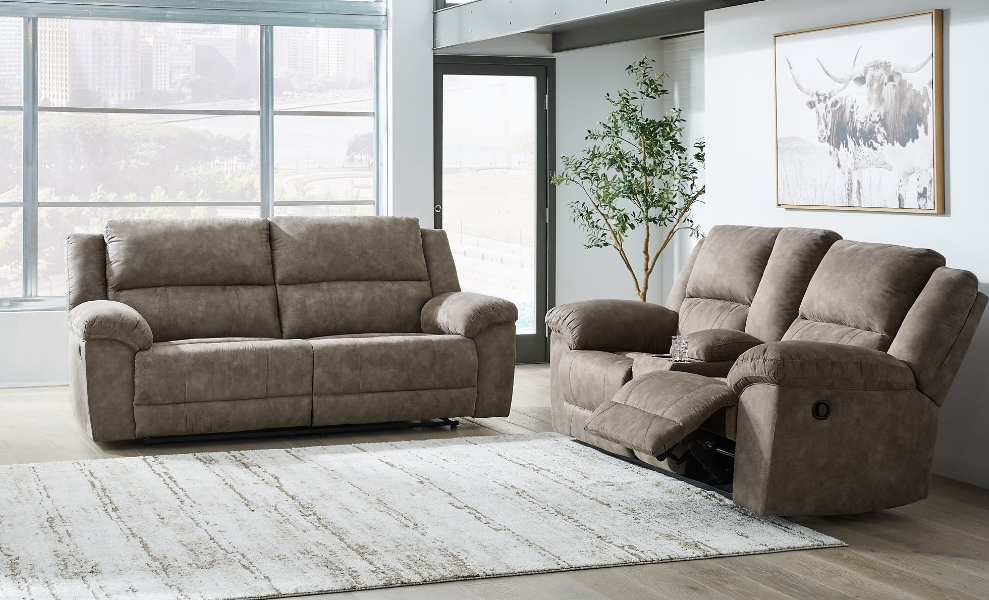 Laresview Living Room Group