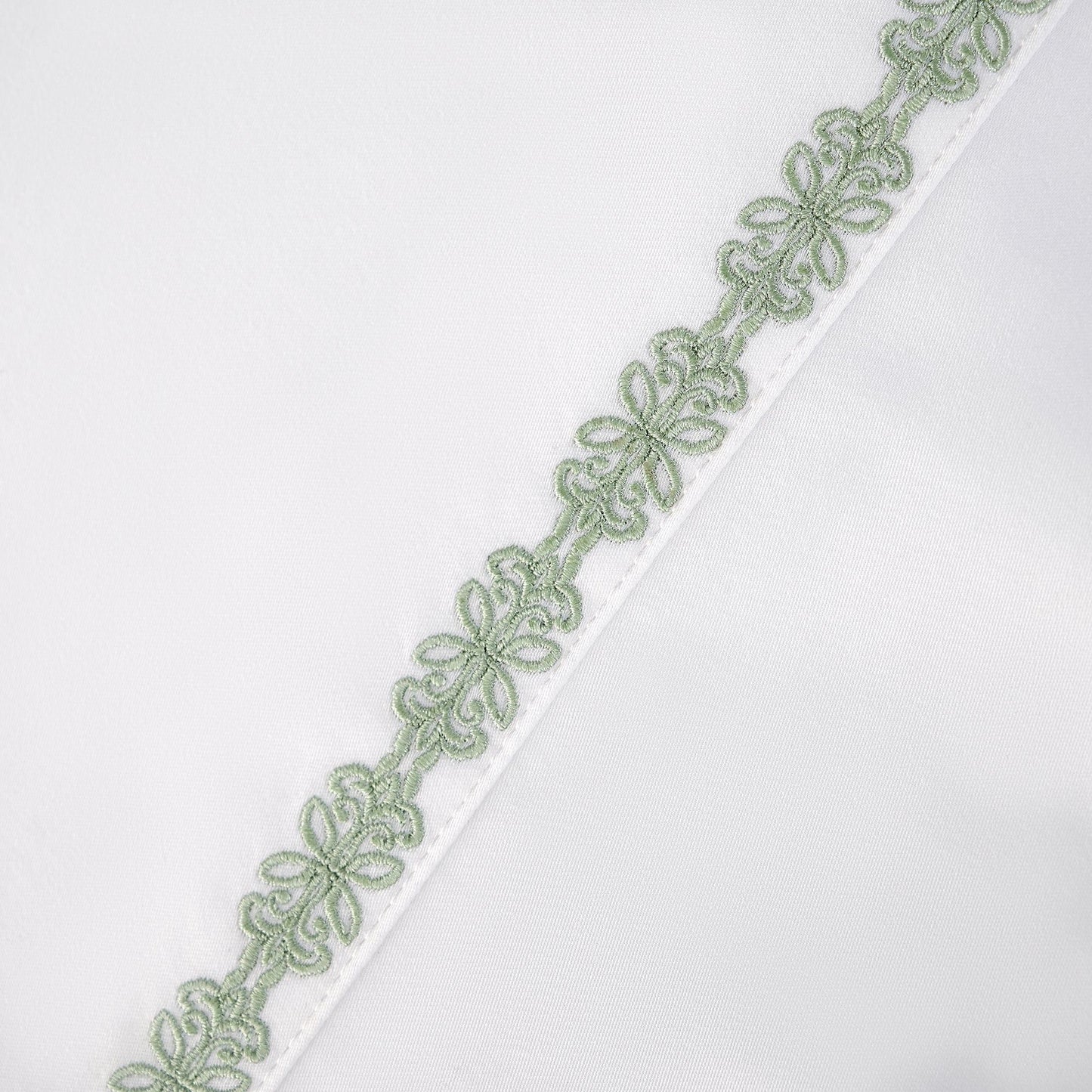Laurel Sheet - King 350TC Laurel Embroidered Border Sheet Set (Set of 4) - Fern Green