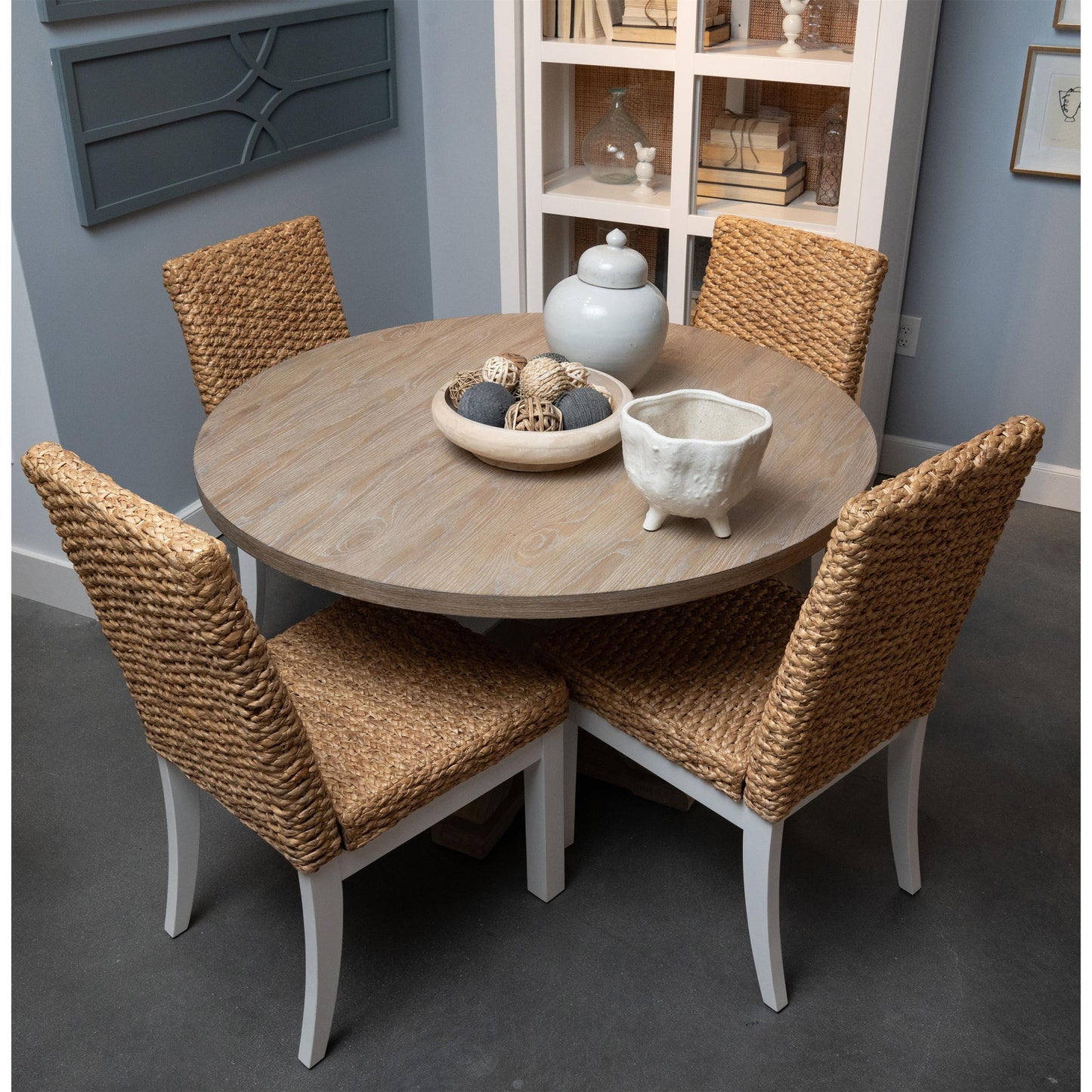 Rosalie - Round Table - Natural