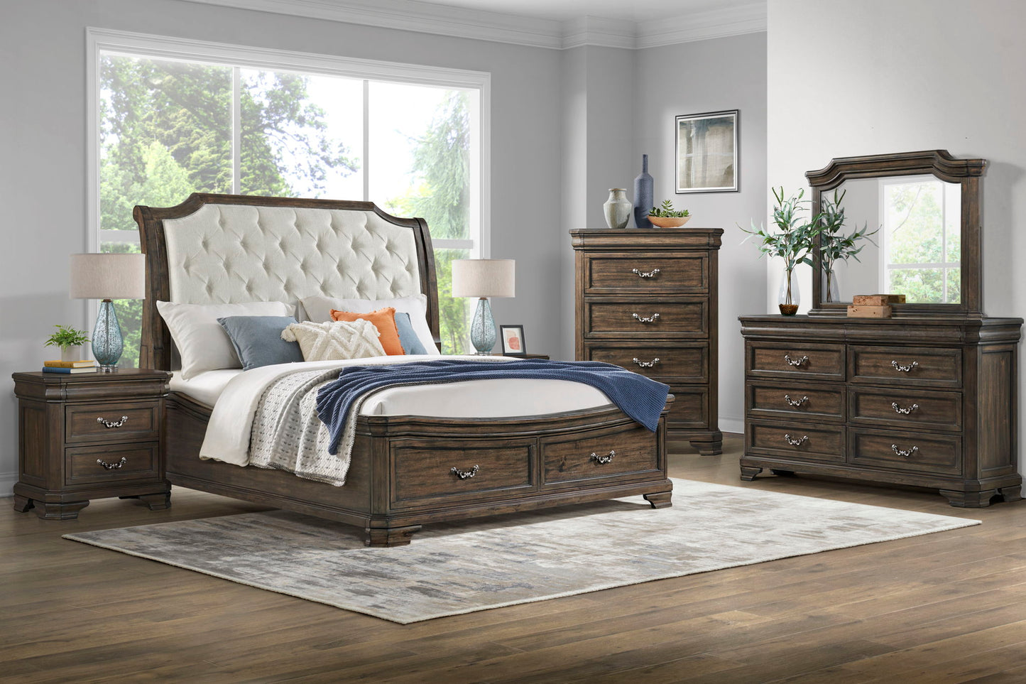 Lyndhurst - Chest