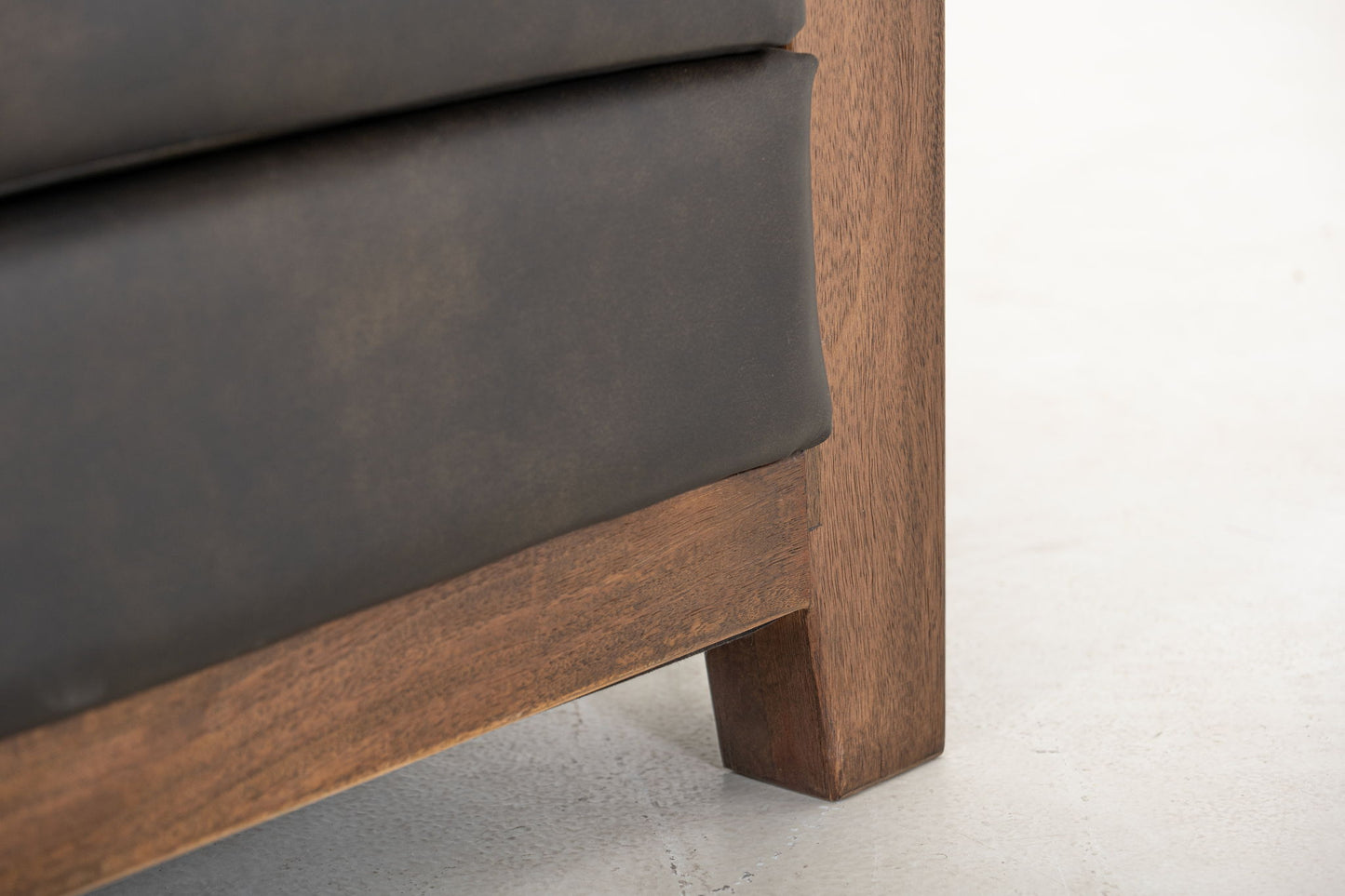 Walnut - Sofa