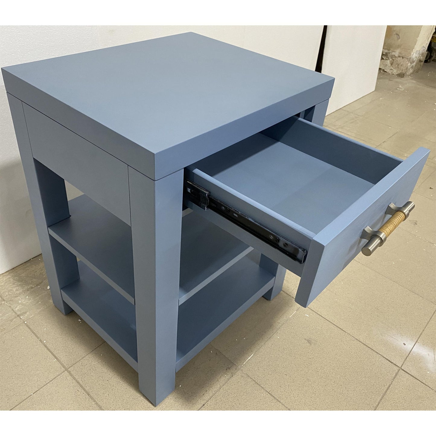 Rosalie - One Drawer Nightstand