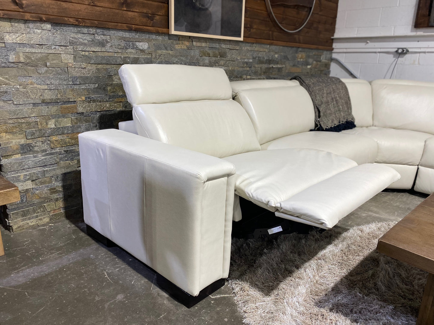 Armitage Sectional by La Z Boy