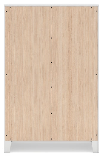 Binterglen Queen Panel Bed with Mirrored Dresser, Chest and Nightstand