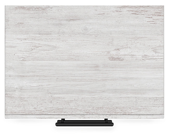 Cayboni King Panel Bed with Mirrored Dresser and Nightstand