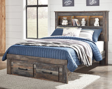 Load image into Gallery viewer, Drystan Full Bookcase Bed with 2 Storage Drawers with Mirrored Dresser and 2 Nightstands
