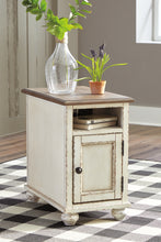 Load image into Gallery viewer, Realyn 2 End Tables

